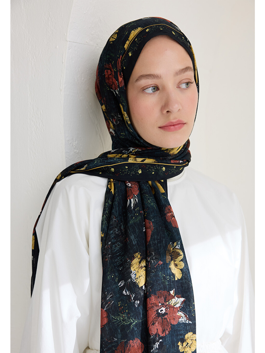 Tıny Garden Floş Viskon Şal Siyah-3