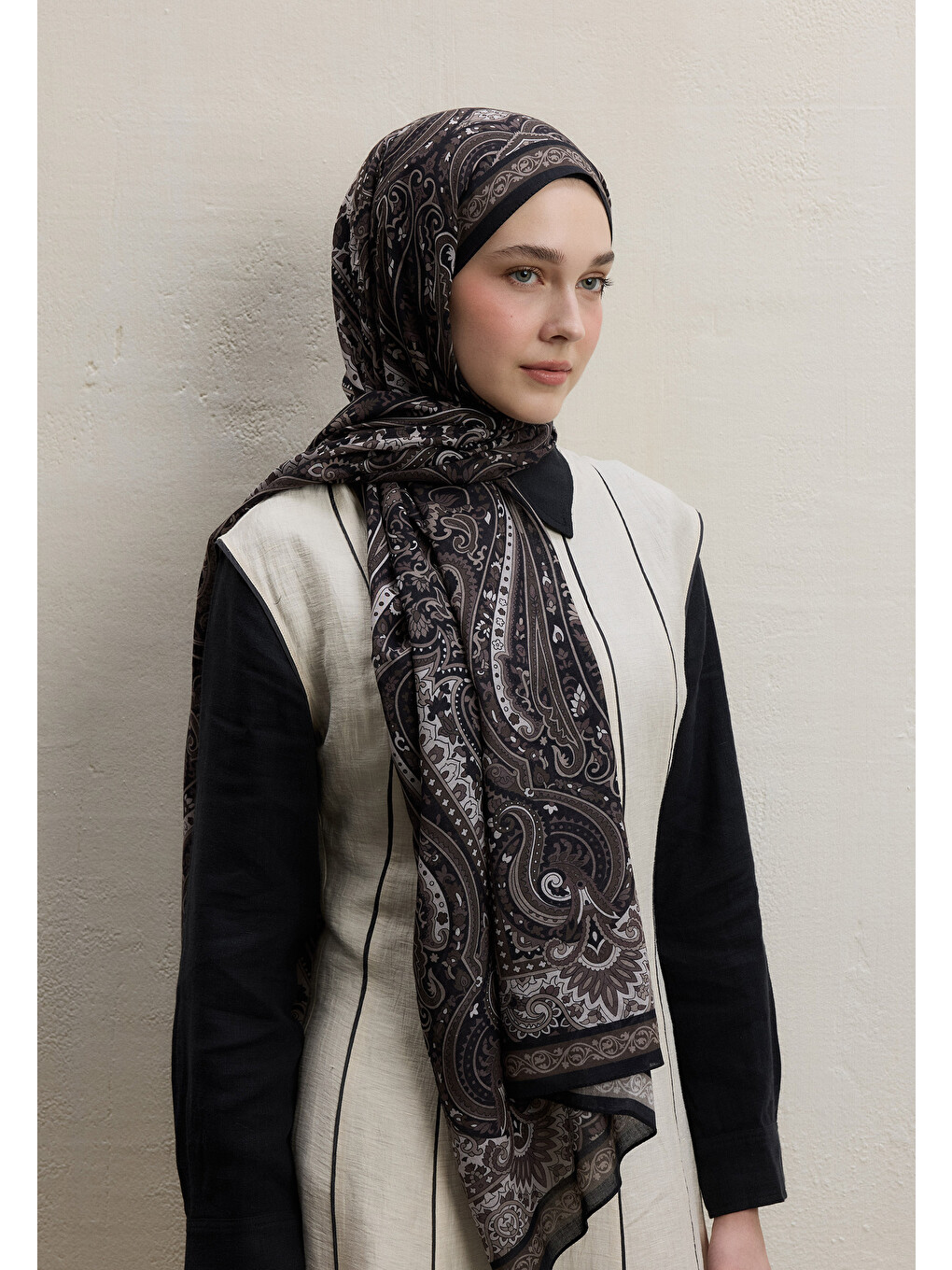 Zaıra Desen Şal Siyah-2