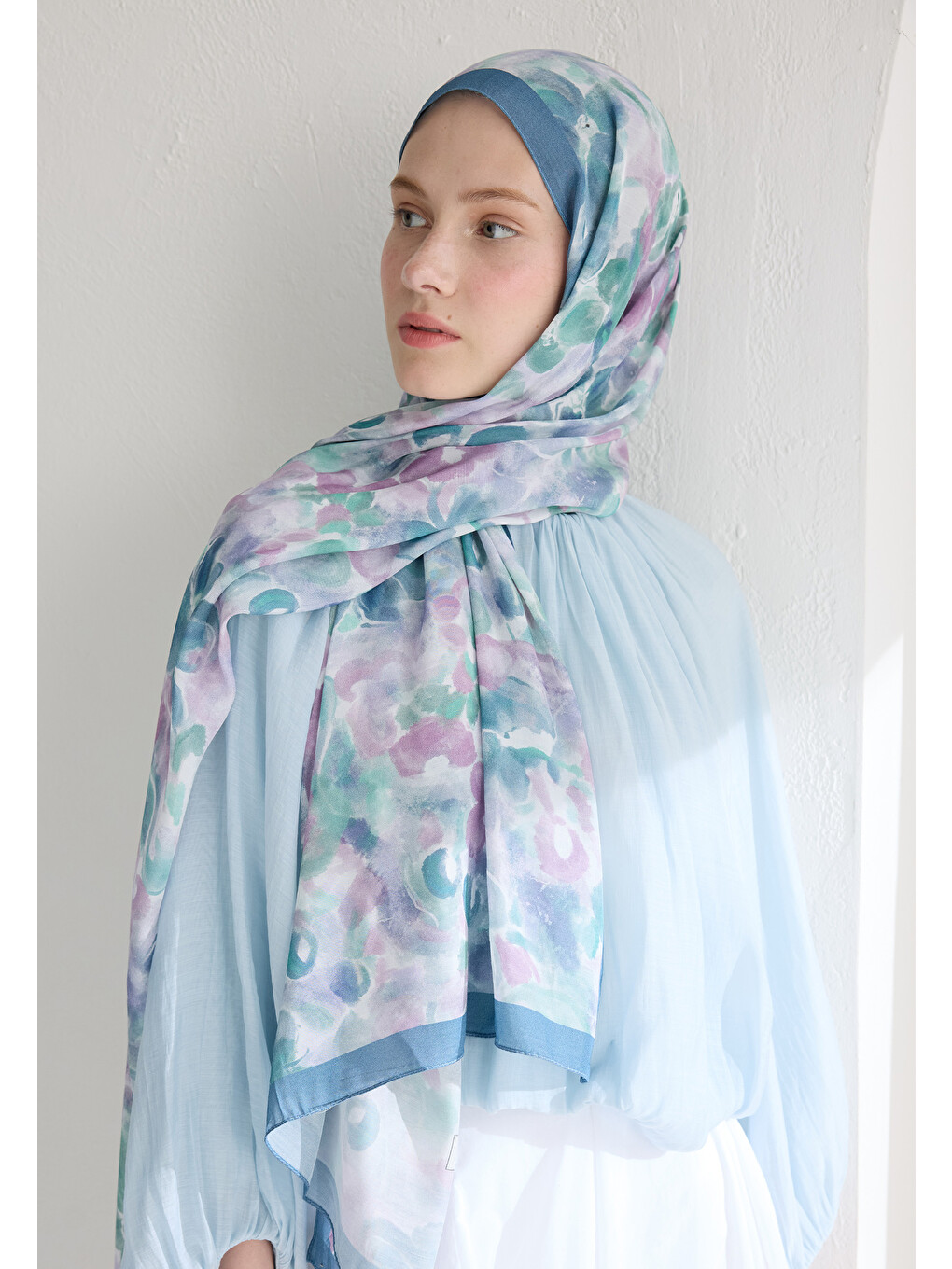 Hıbıscus Beauty Floş Viskon Şal Mavi-2