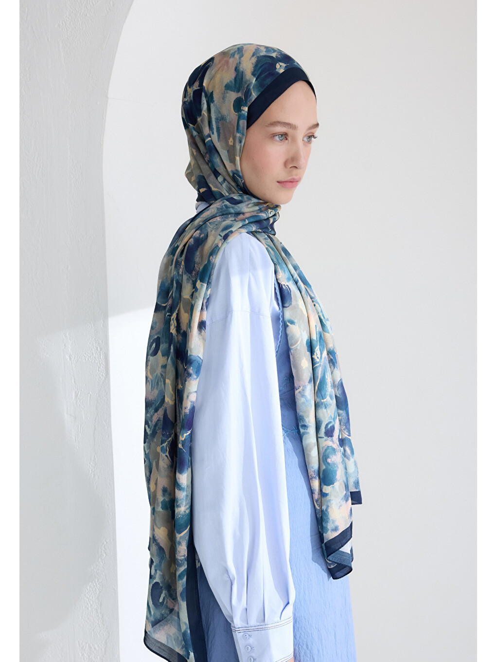 Hıbıscus Beauty Floş Viskon Şal İndigo-3