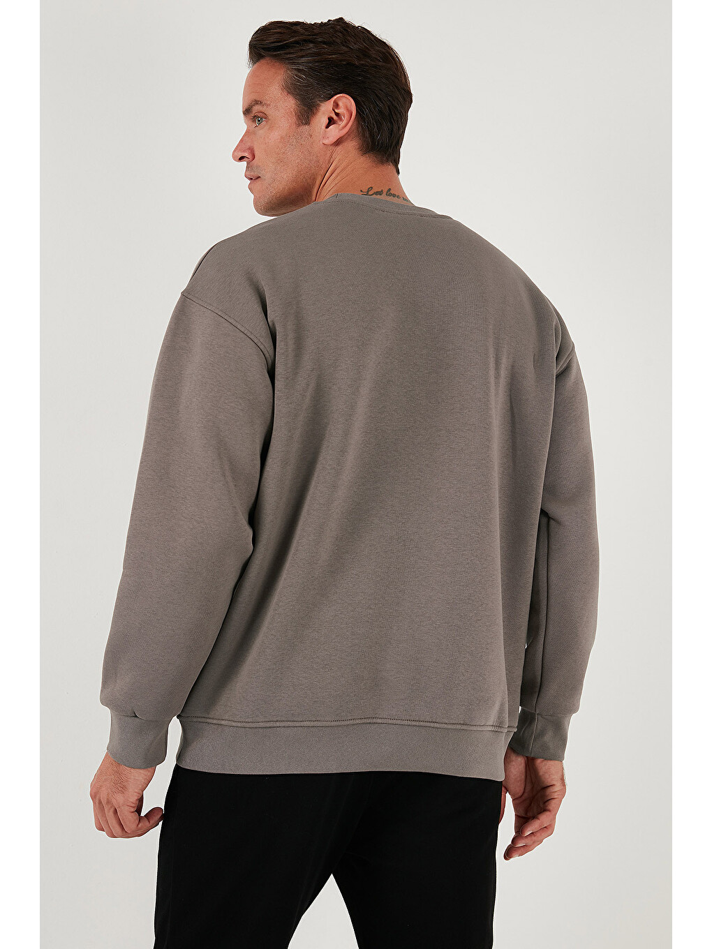 Kahverengi Regular Fit Bisiklet Yaka Pamuklu İçi Tüylü Yumuşak Şardonlu Erkek Sweatshirt  5905255-5