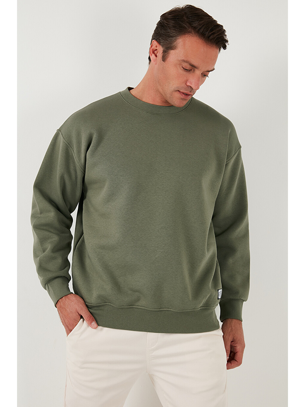 Haki Regular Fit Bisiklet Yaka Pamuklu İçi Tüylü Yumuşak Şardonlu Sweat 5905255-3