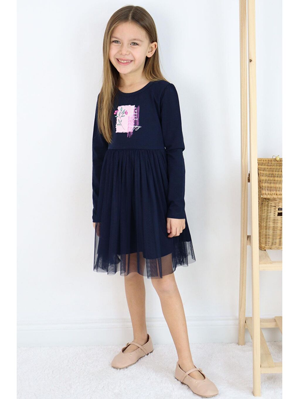 Kız Çocuk Uzun Kollu Elbise Mutluluk Temalı Çiçek Baskılı Lacivert (4-9 Yaş)