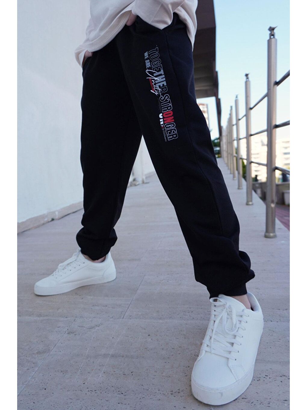 Erkek Çocuk Alt Yazı Baskılı Cepli Siyah (9-11 Yaş)