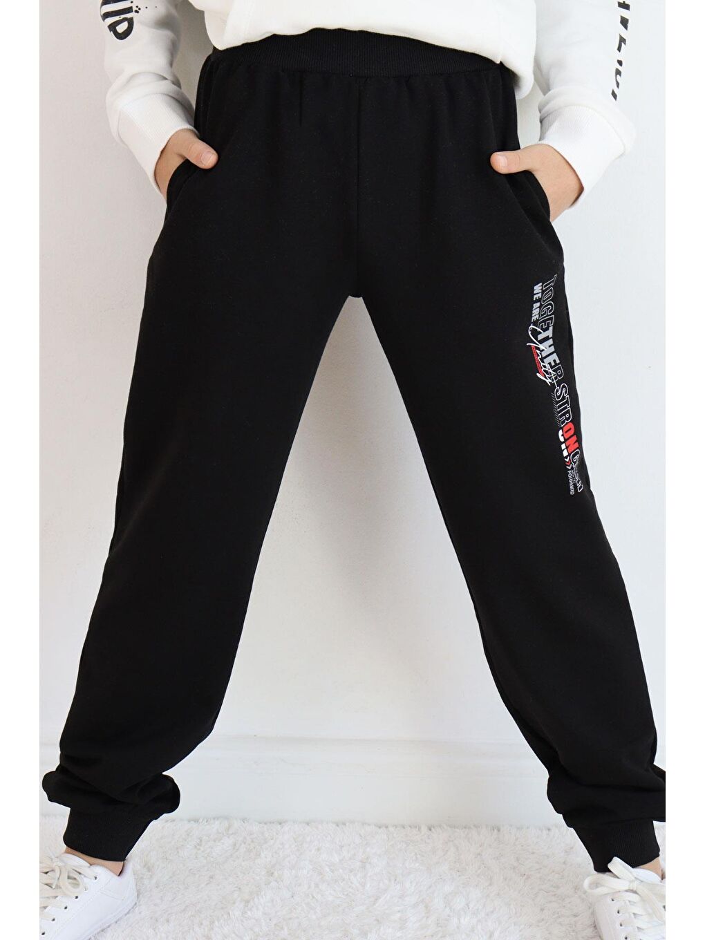 Erkek Çocuk Alt Yazı Baskılı Cepli Siyah (9-11 Yaş)-3