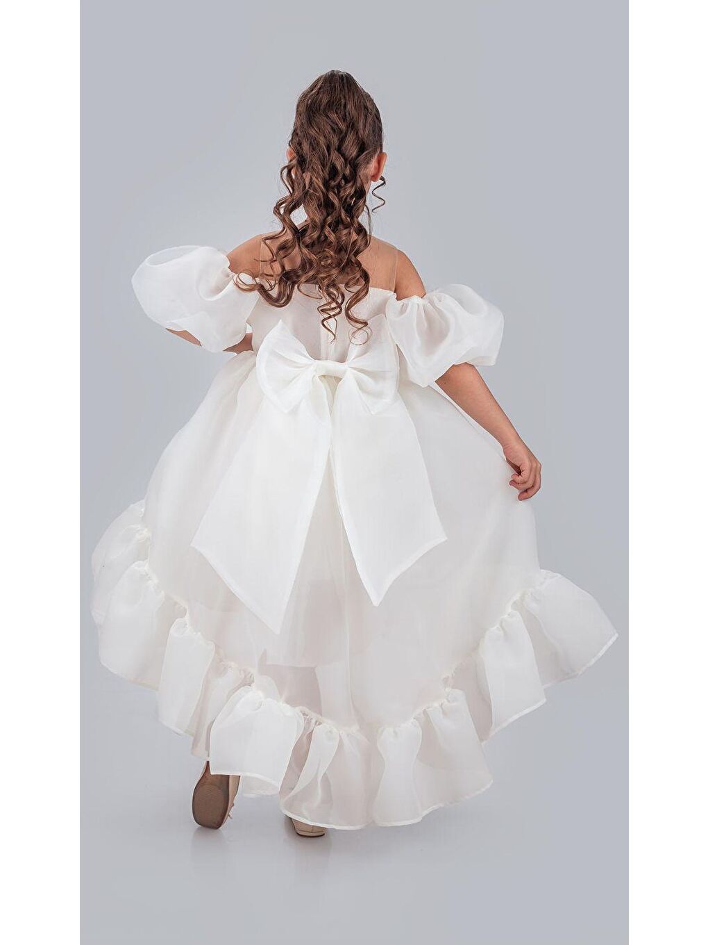 Beyaz Arisvi Kız Çocuk Abiye M00738-6