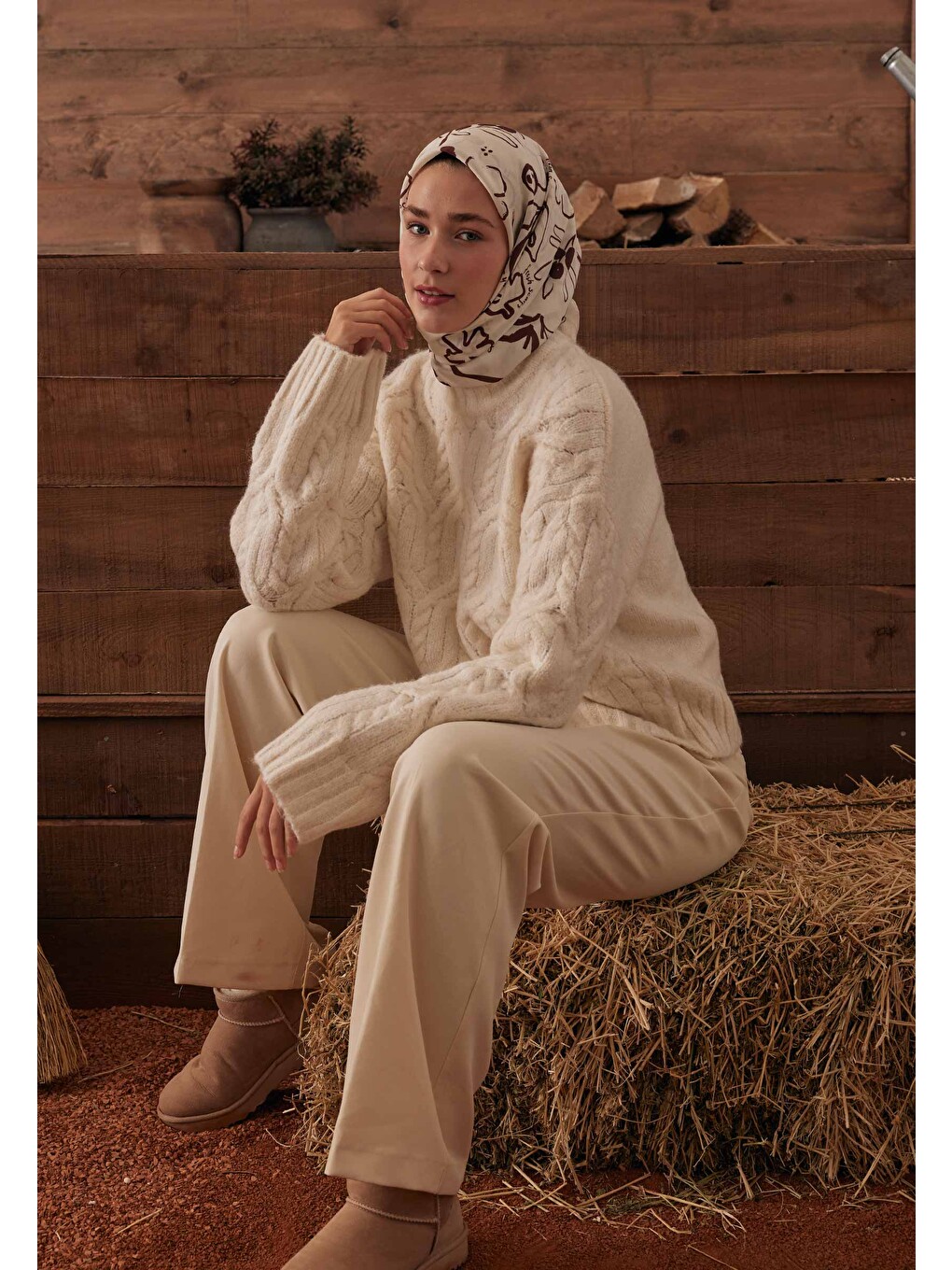 Kırmızı Luna Desen Pamuk İpek Eşarp Vişne-3