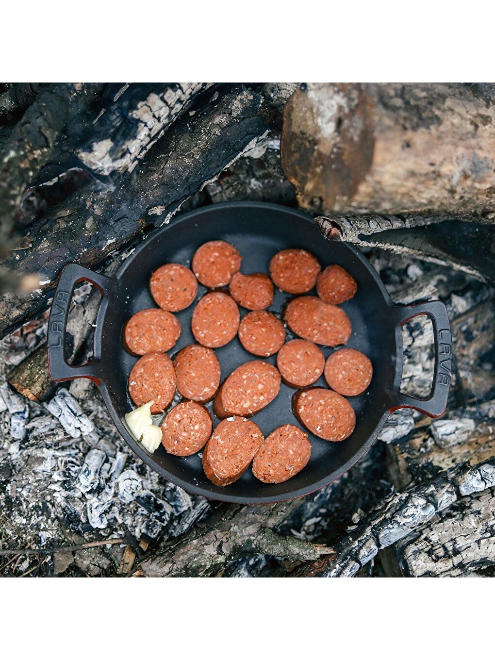 LAVA Kırmızı Yuvarlak Sahan Döküm Demir Yekpare Çift Kulplu Çap(Ø)20cm. - 4