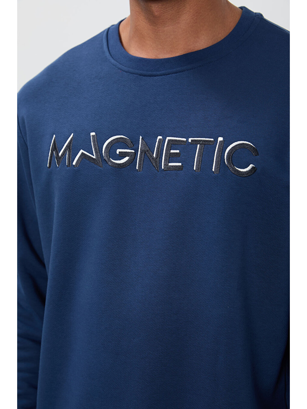 İndigo Yazı Nakışlı Bisiklet Yaka Rahat Form Erkek Sweatshirt - 88020-1