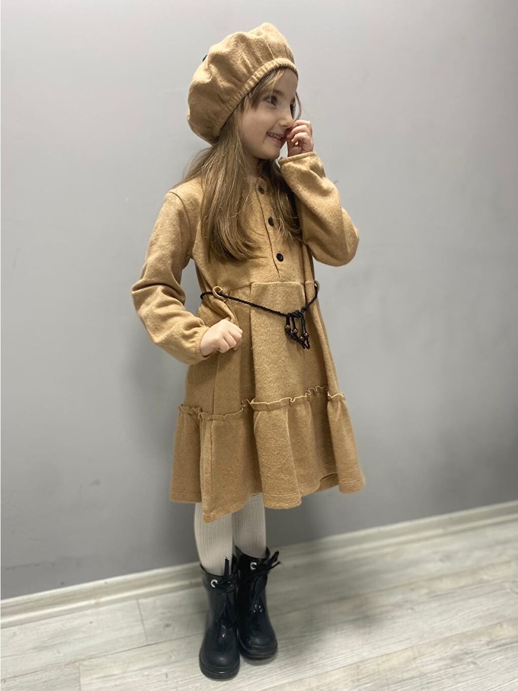 Kahverengi Kaşe Kumaş Şapkalı Kız Çocuk Elbise MNK0559-5