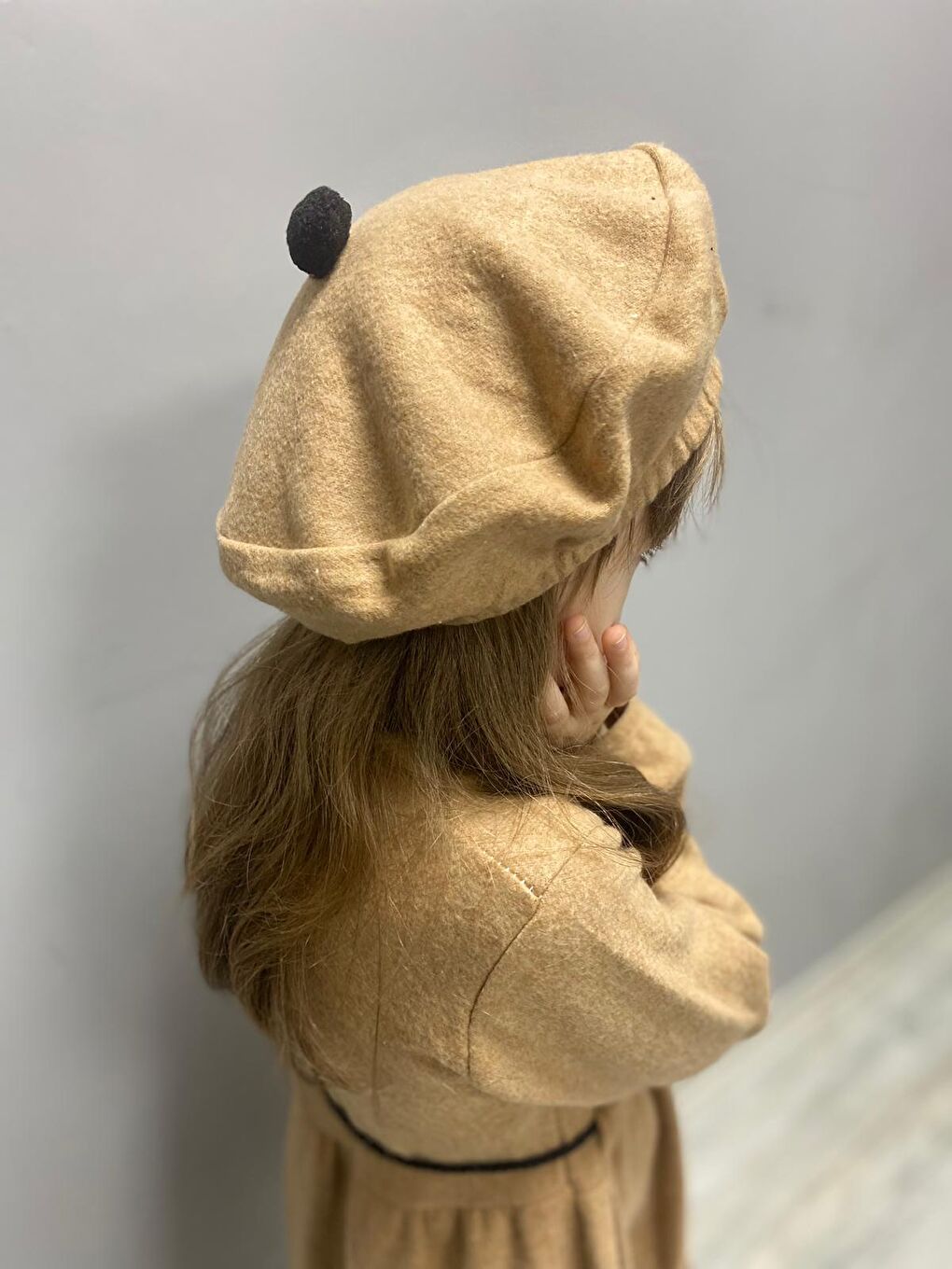 Kahverengi Kaşe Kumaş Şapkalı Kız Çocuk Elbise MNK0559-7