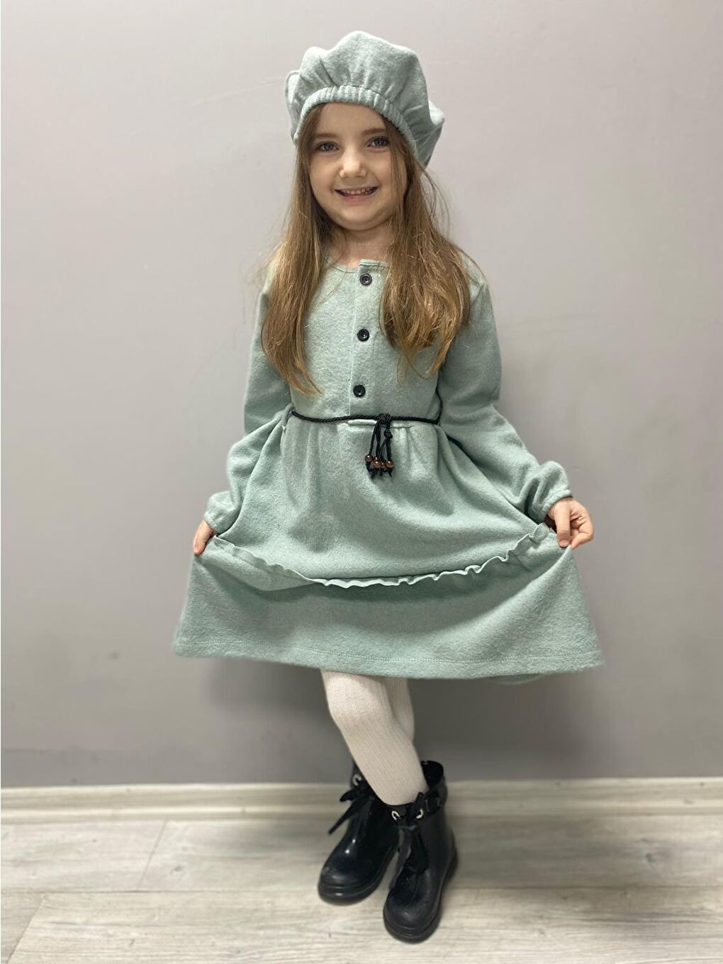 Yeşil Kaşe Kumaş Şapkalı Kız Çocuk Elbise MNK0559-5