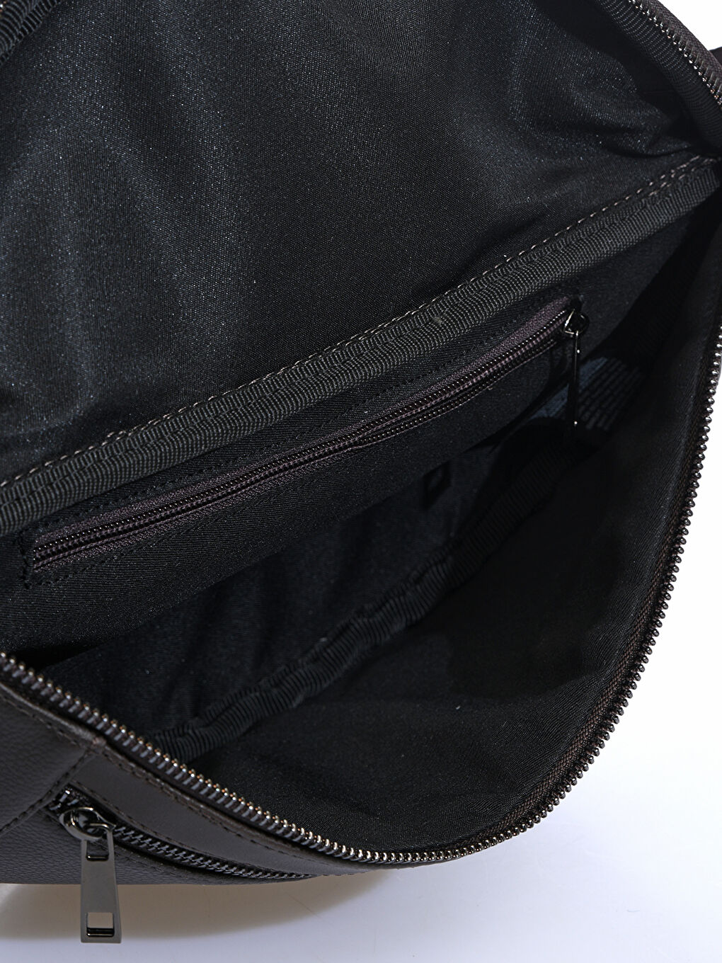 Fossil Leather Look Men's Waist Bag-4