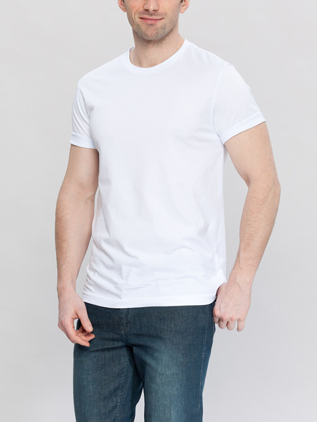 Beyaz Bisiklet Yaka Basic Kısa Kollu Pamuklu Tişört