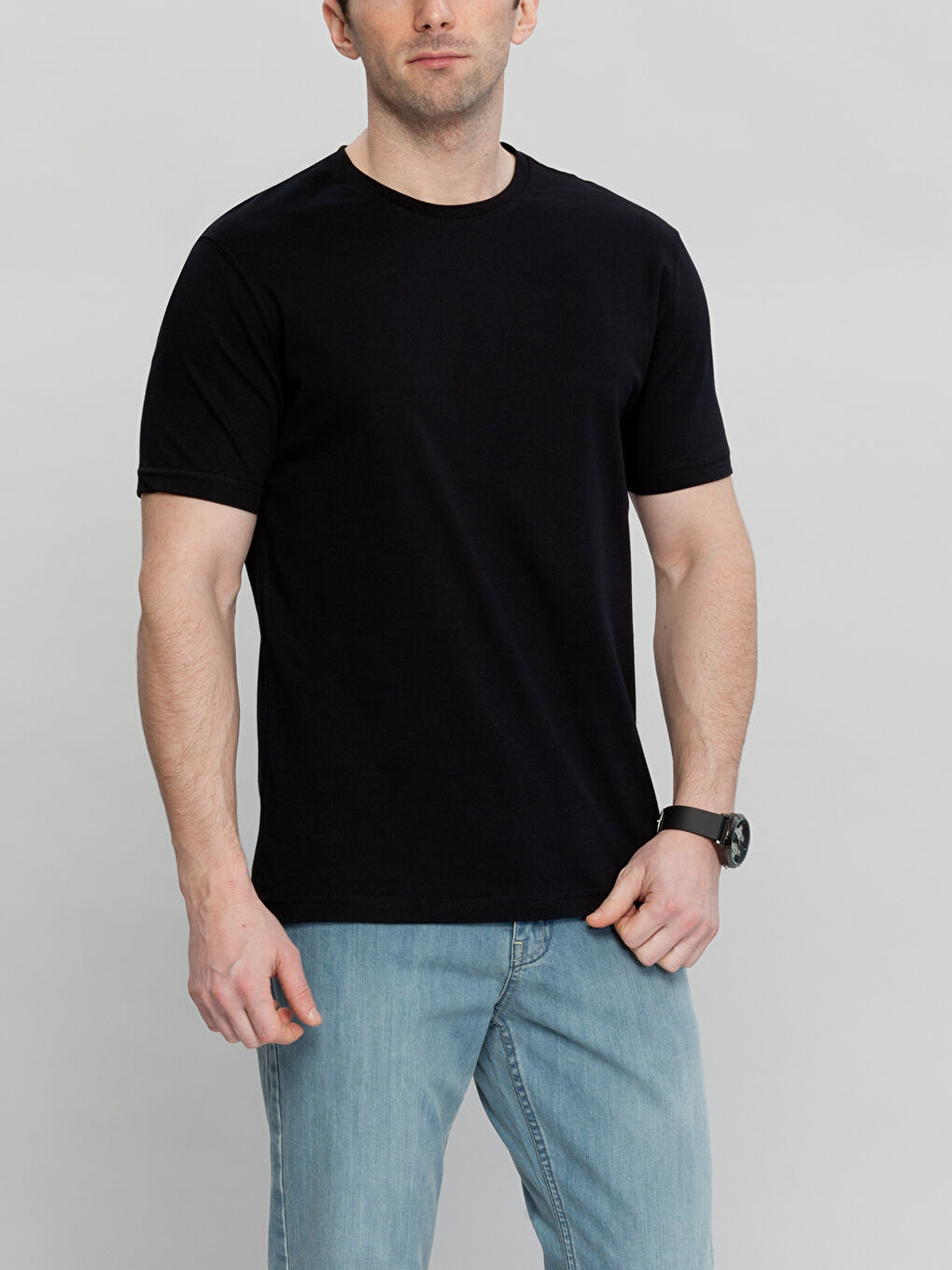 Siyah Bisiklet Yaka Basic Kısa Kollu Pamuklu Tişört