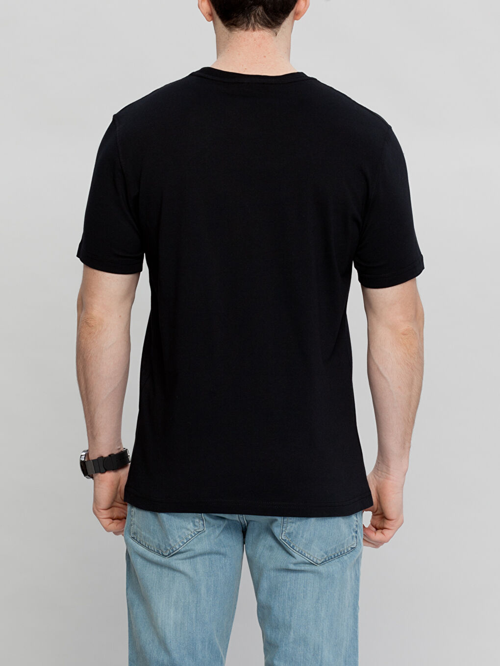 Siyah Bisiklet Yaka Basic Kısa Kollu Pamuklu Tişört-1