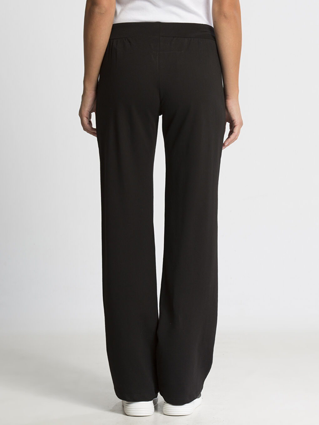 Woman BLACK Sweatpants-1