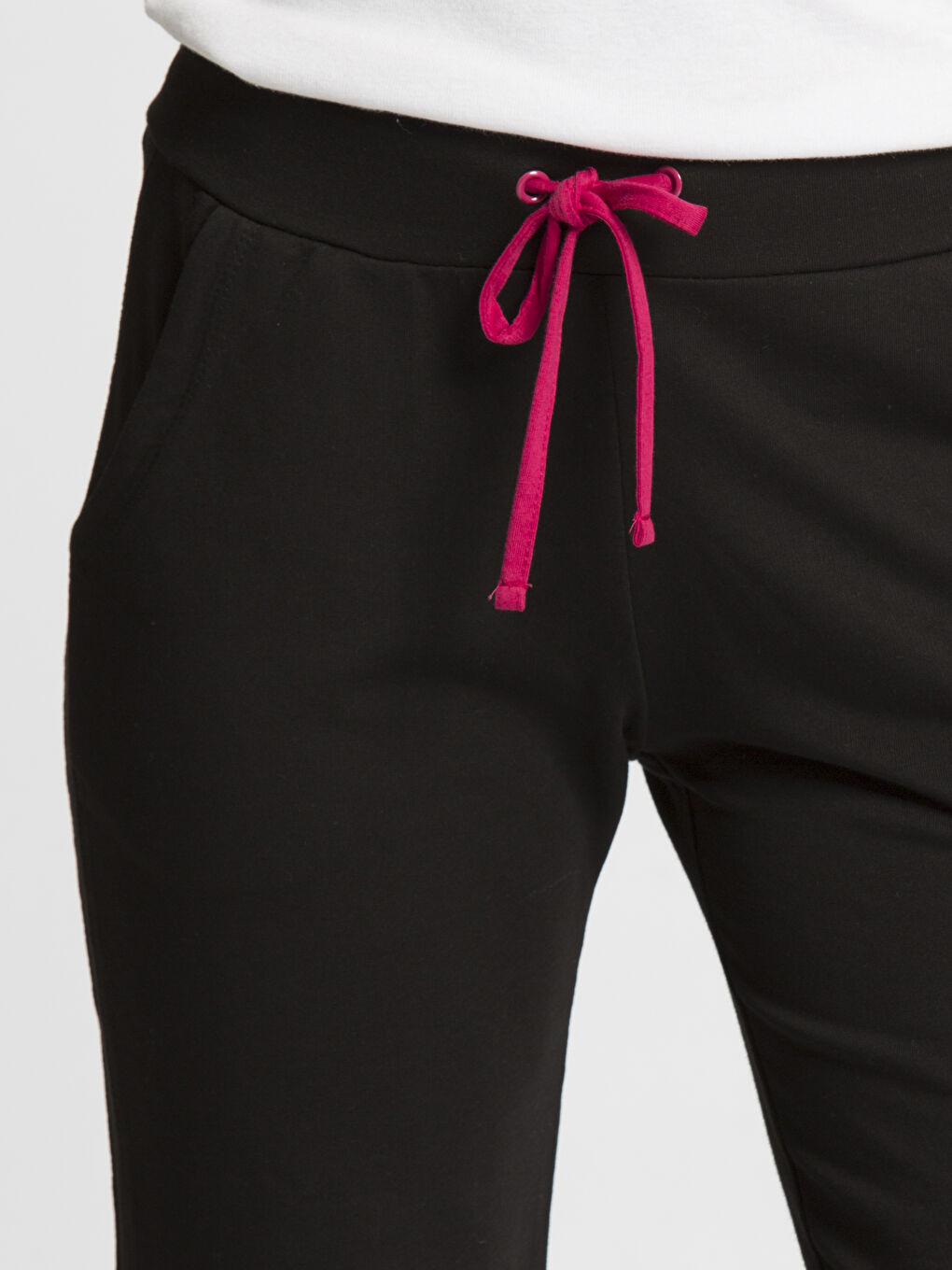 Woman BLACK Sweatpants-3