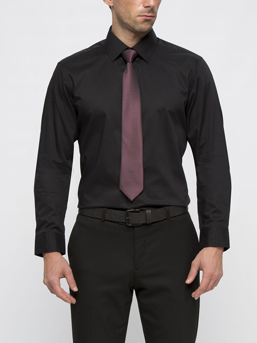 Siyah Gömlek