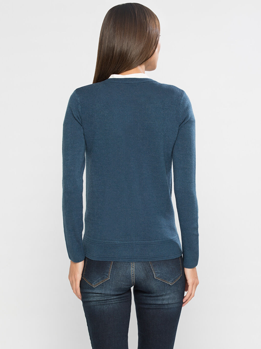 كارديجان نيلي امرأة-1