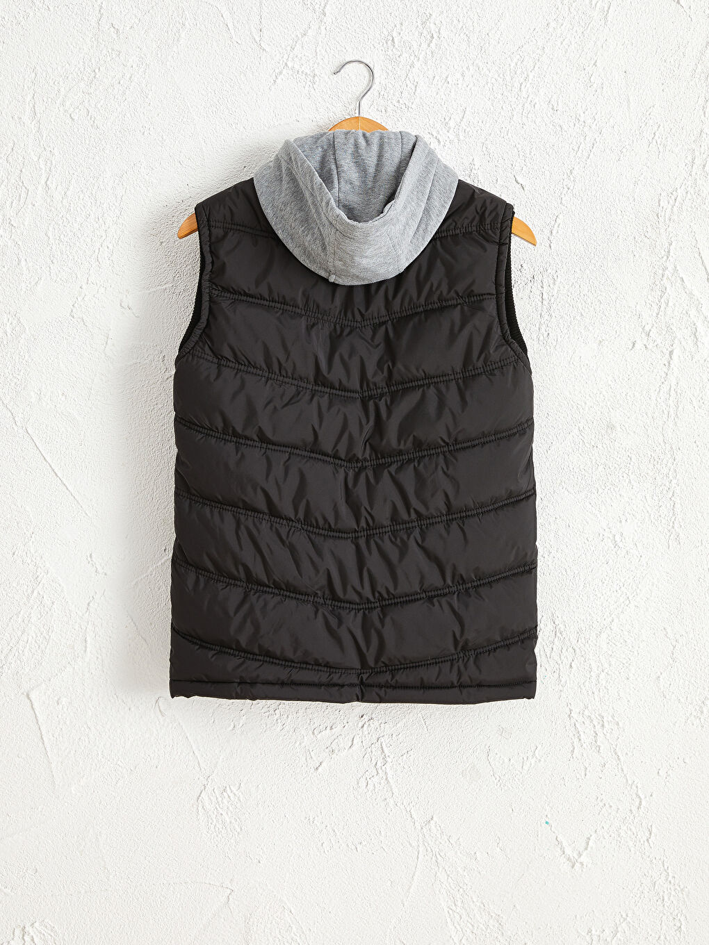 Siyah Standart Kalıp Kapüşonlu Şişme Yelek-2