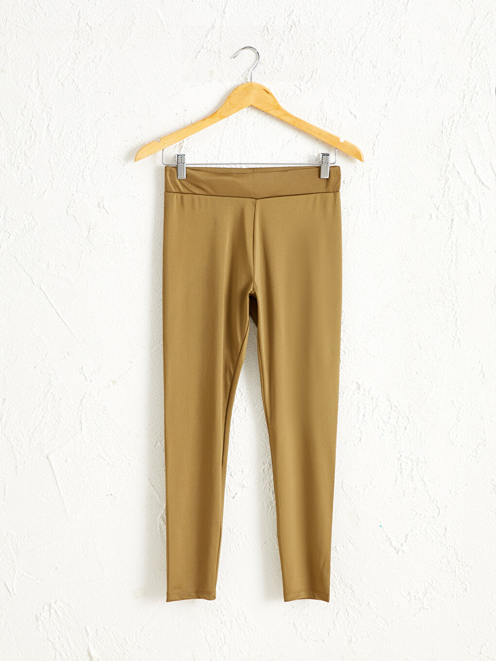 Блестящие леггинсы до щиколотки