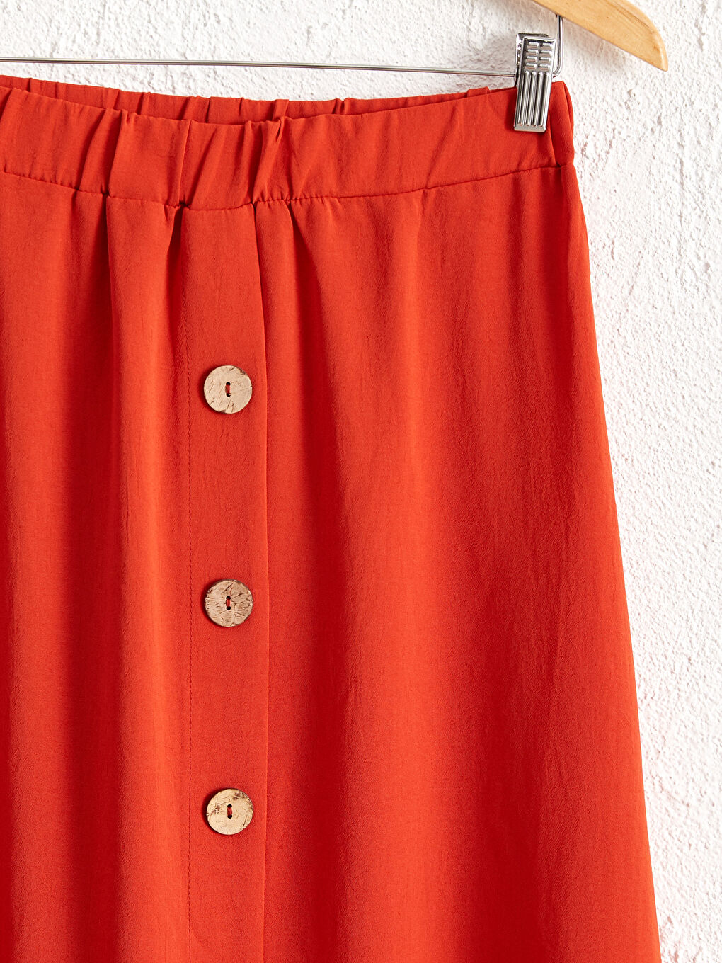 LCW Modest Elastic Waist Button-Down Flared Skirt -9SC434Z8-DBA