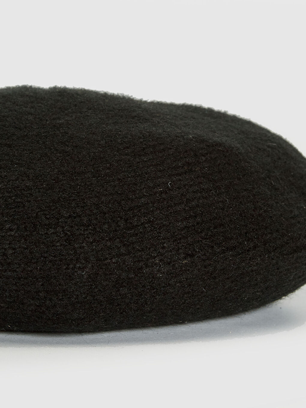 Siyah Akrilik Kadın Ressam Şapka-3