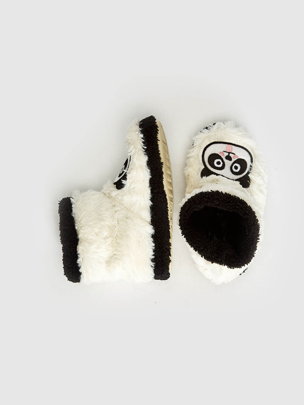 Beyaz Kız Çocuk Nakışlı Peluş Ev Botu-1