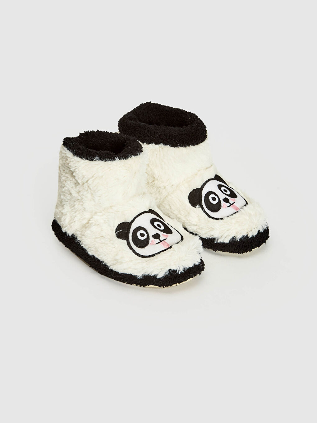 Beyaz Kız Çocuk Nakışlı Peluş Ev Botu