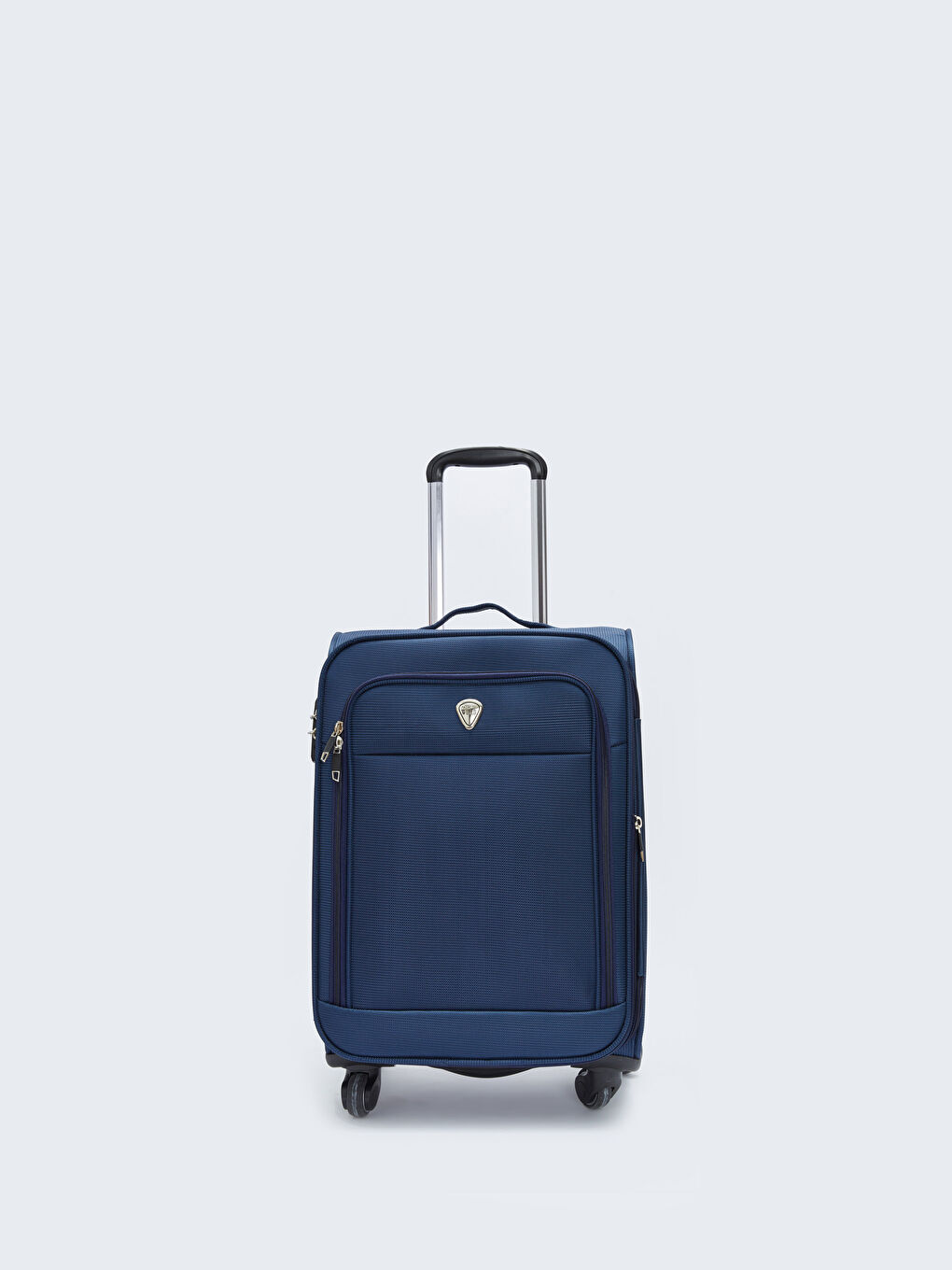 شنطة سفر صغيرة بتفاصيل قفل-1