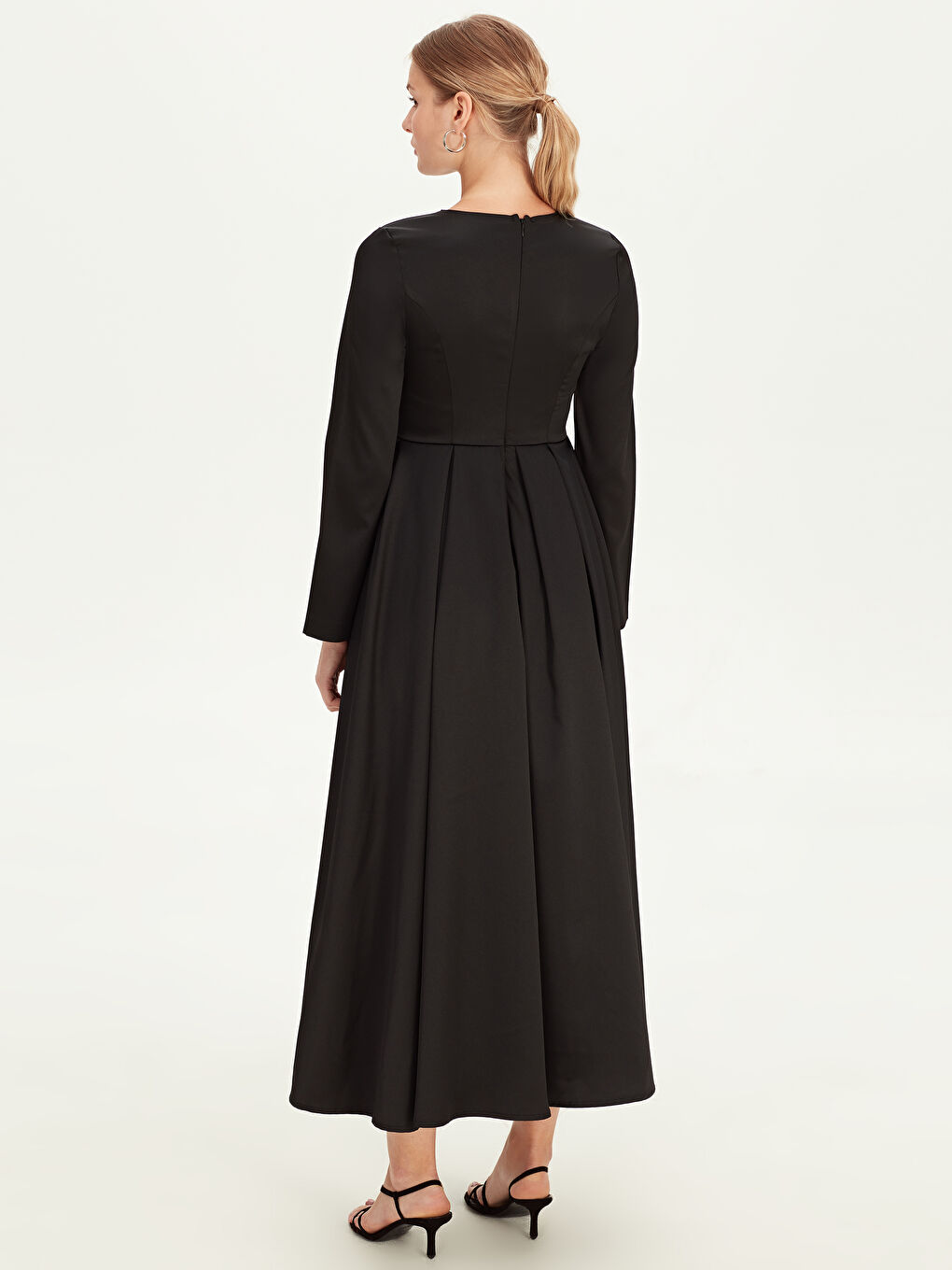 Siyah Kadın Bisiklet Yaka Uzun Kollu Düz Elbise-6