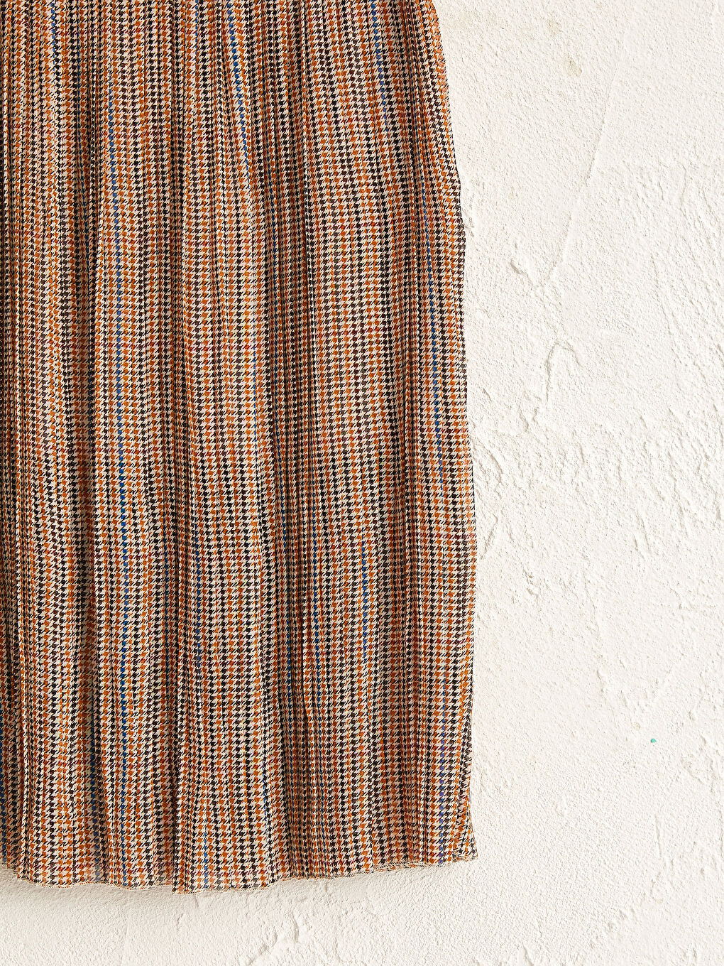 Bej Desenli Pileli Etek-2