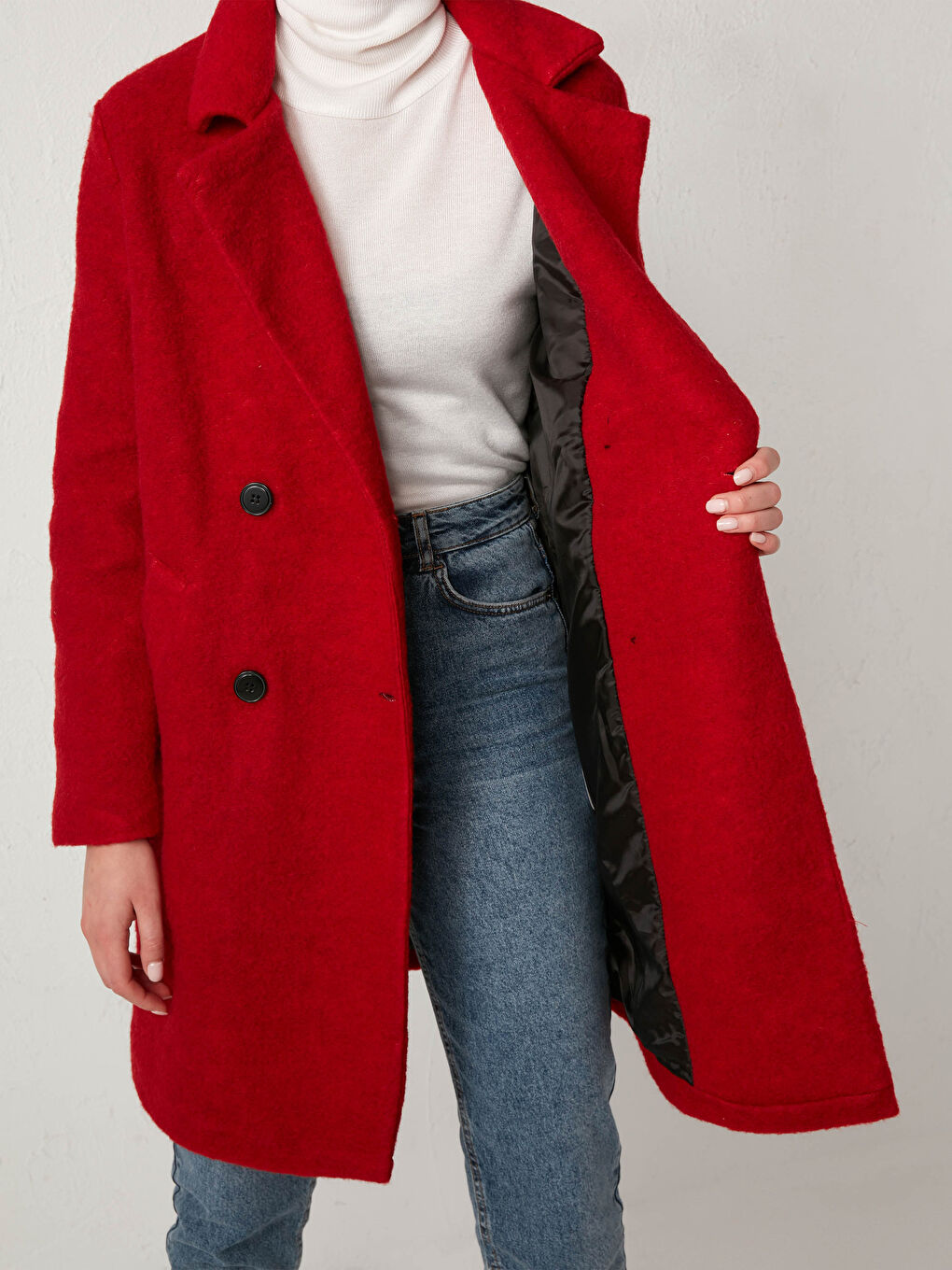 Kırmızı Yakalı Kalın Uzun Kollu Kadın Kaşe Kaban-4