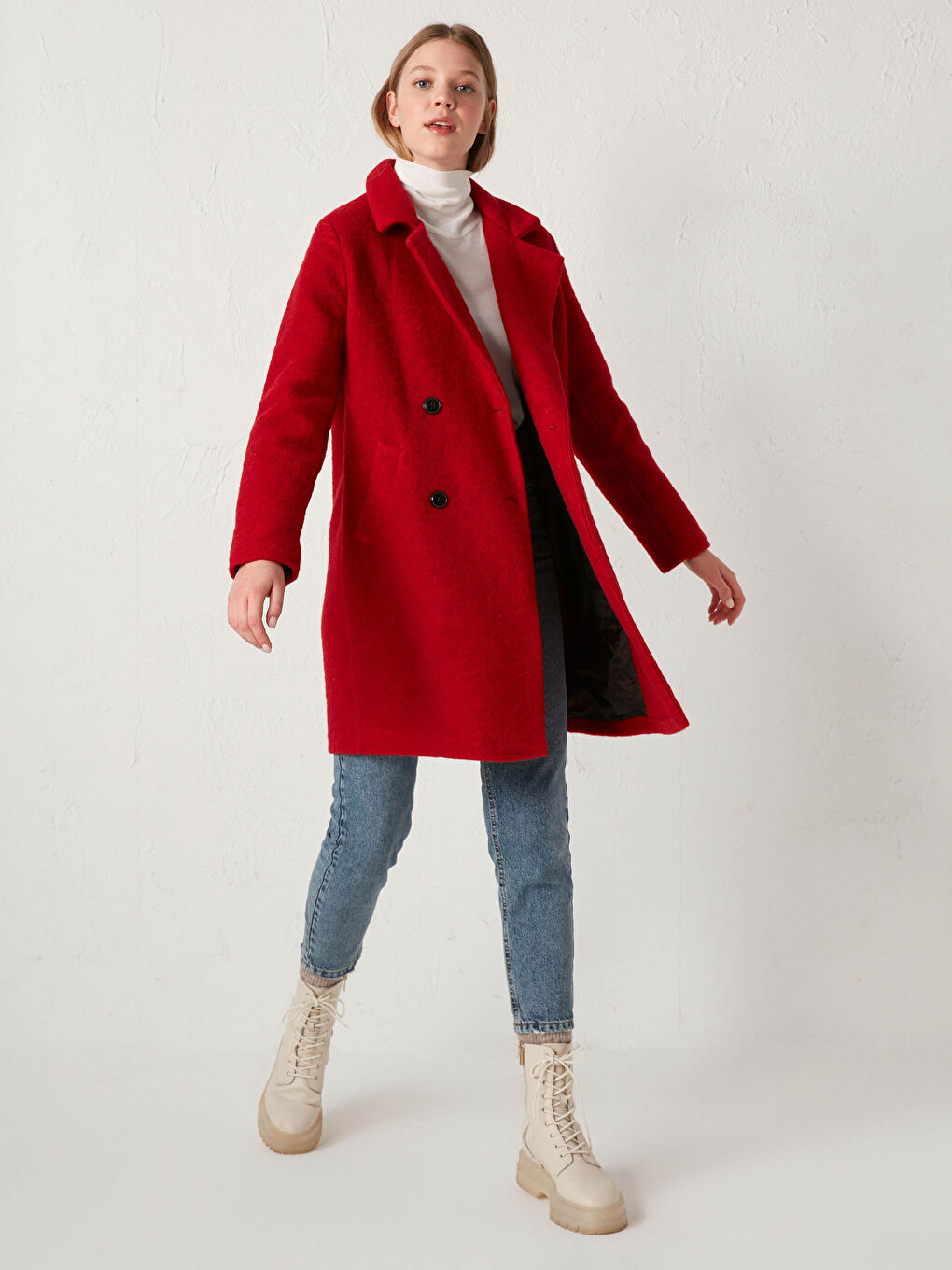 Kırmızı Yakalı Kalın Uzun Kollu Kadın Kaşe Kaban-2