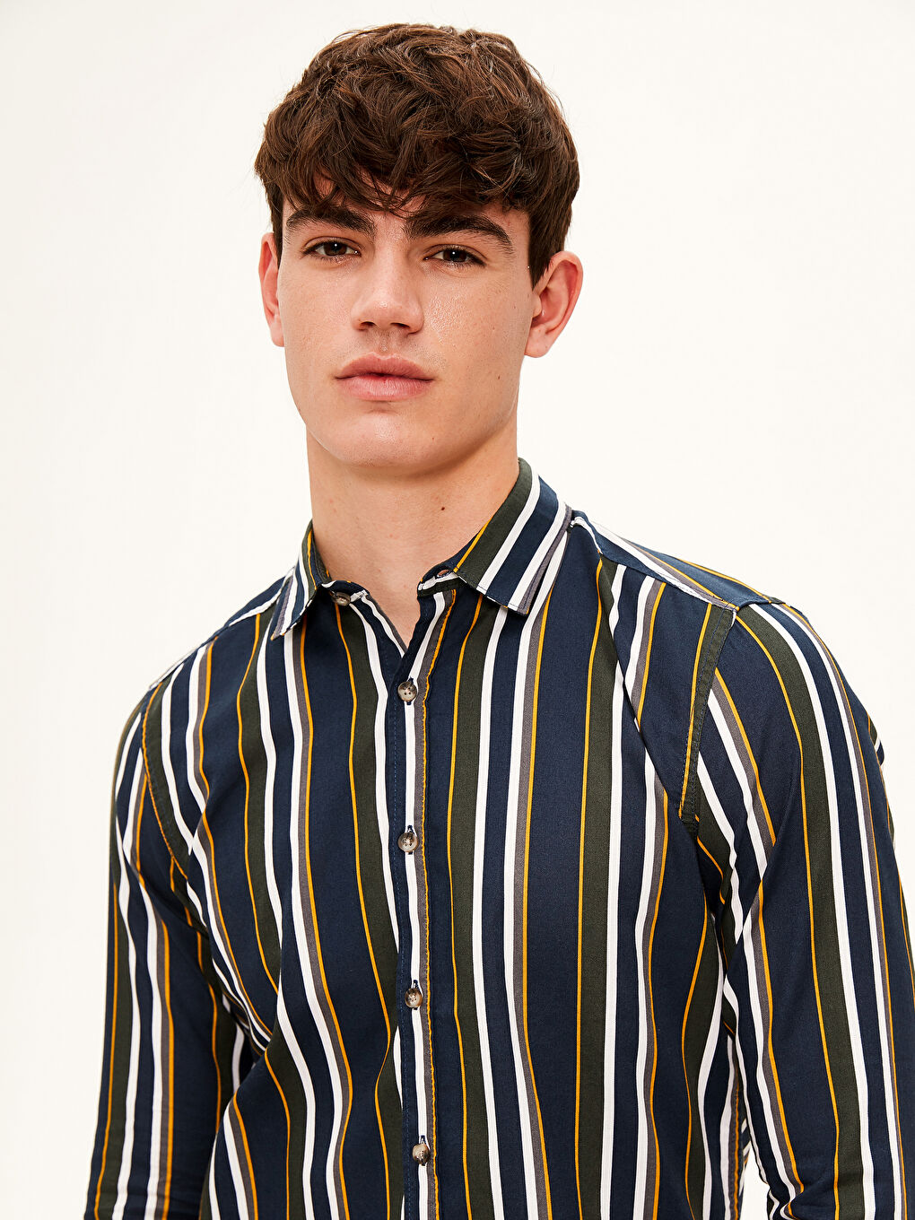 Chemise à rayures à manches longues ajustée-1