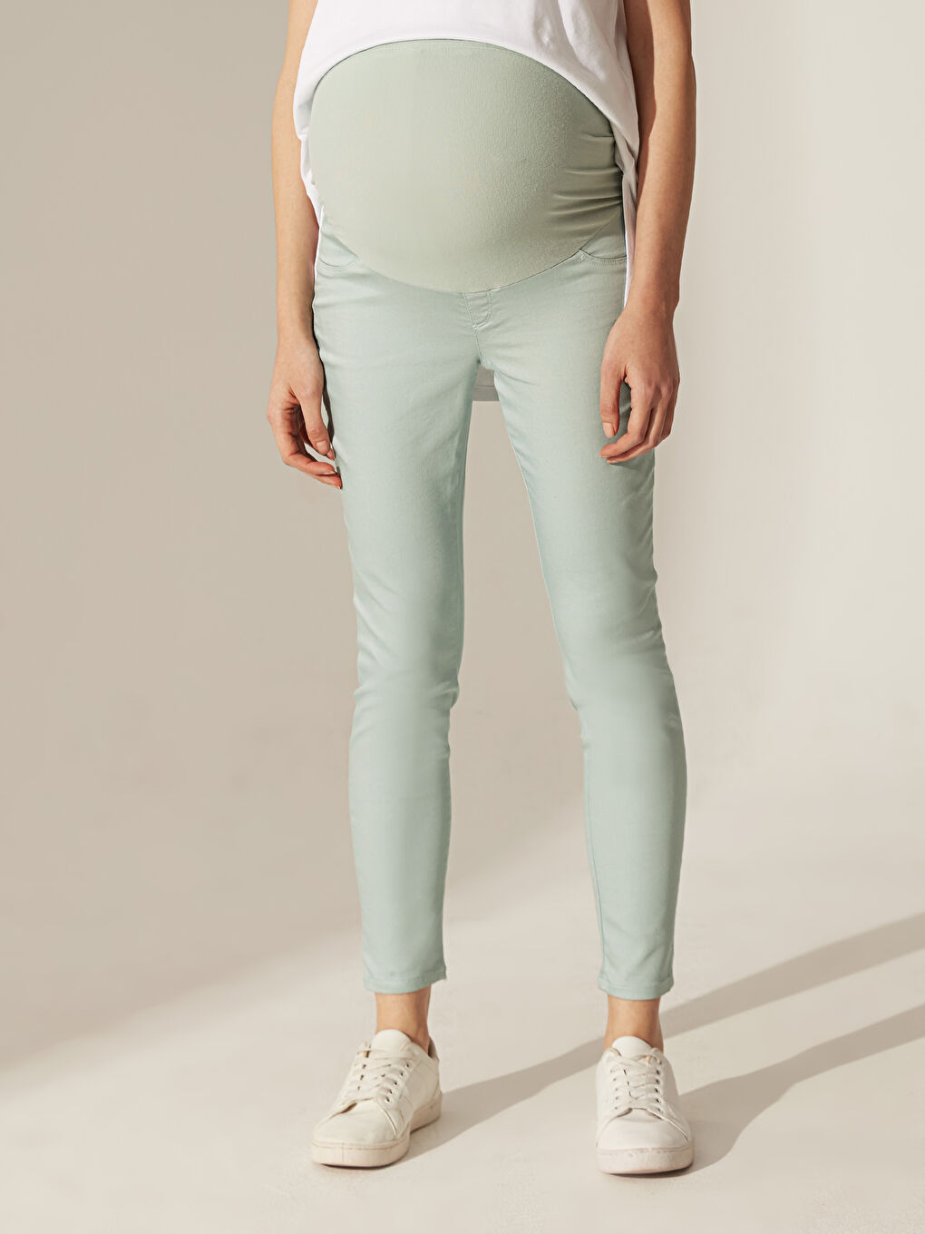 LCWAIKIKI Maternity Schmale Umstandshose -0S0547Z8-CVX