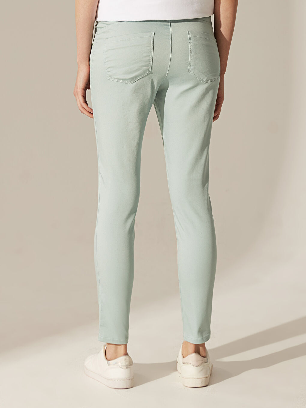 LCWAIKIKI Maternity Schmale Umstandshose -0S0547Z8-CVX