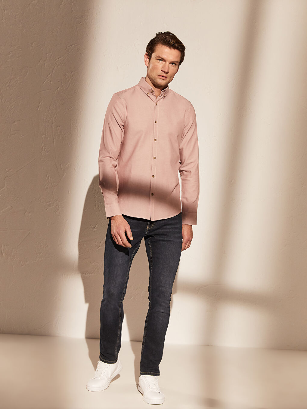 LCWAIKIKI Basic Slim Fit Long Sleeve Oxford Men's Shirt -0S1367Z8-D3V