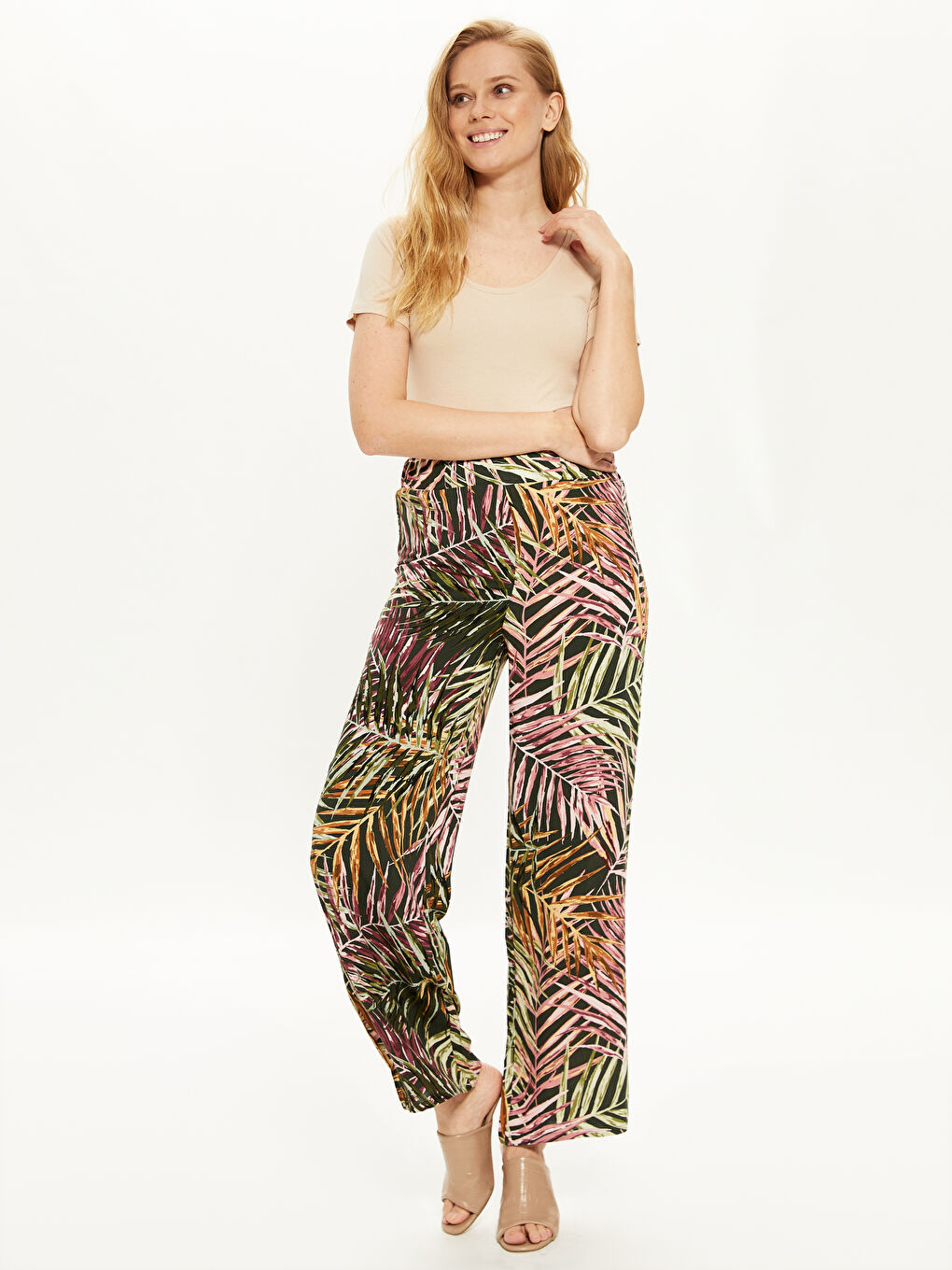 Elastic Waist Figured Palazzo Pants-2