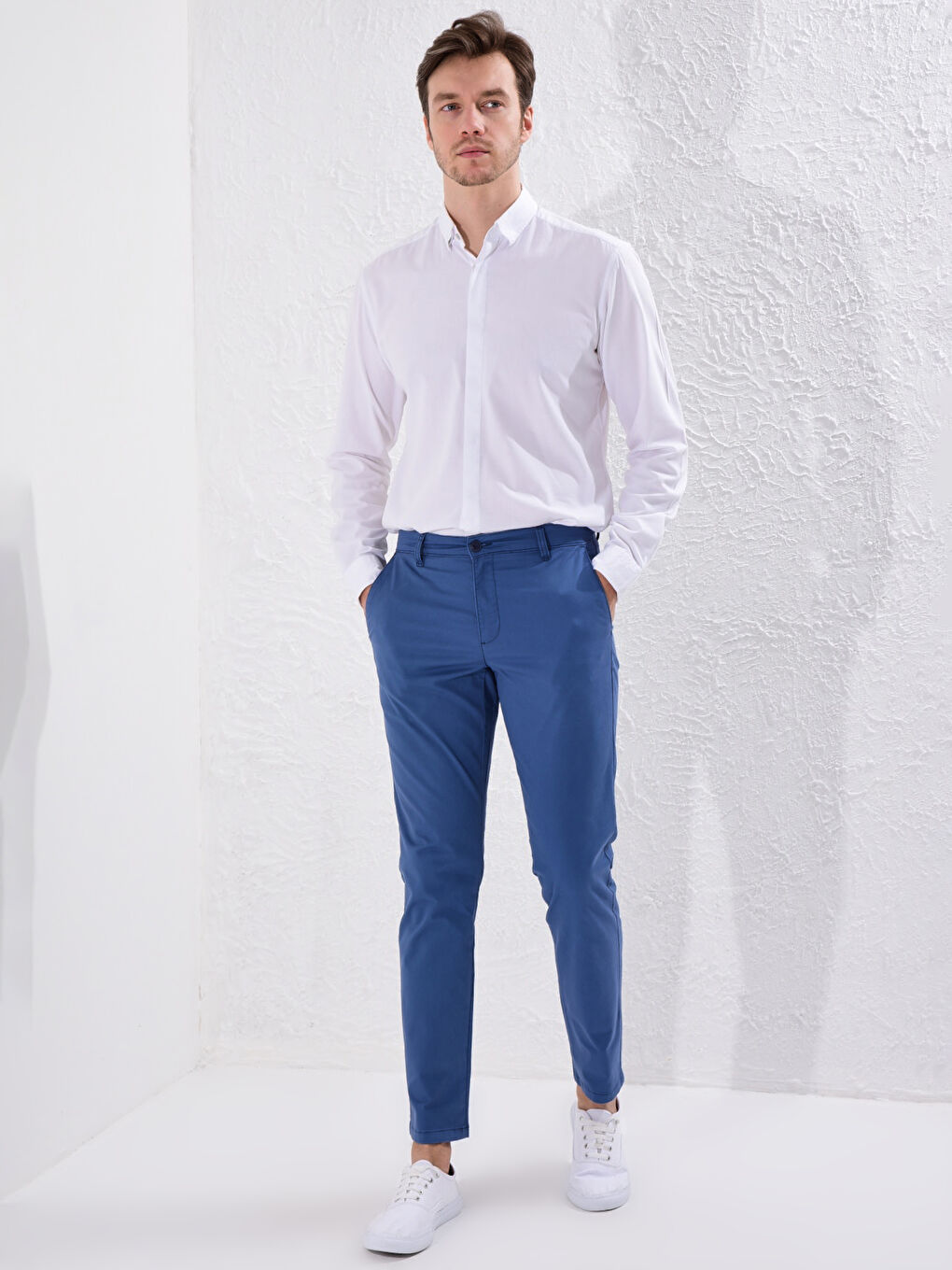 LC Waikiki Slim Fit Gabardine Chino Trousers -0S1740Z8-Q6Y