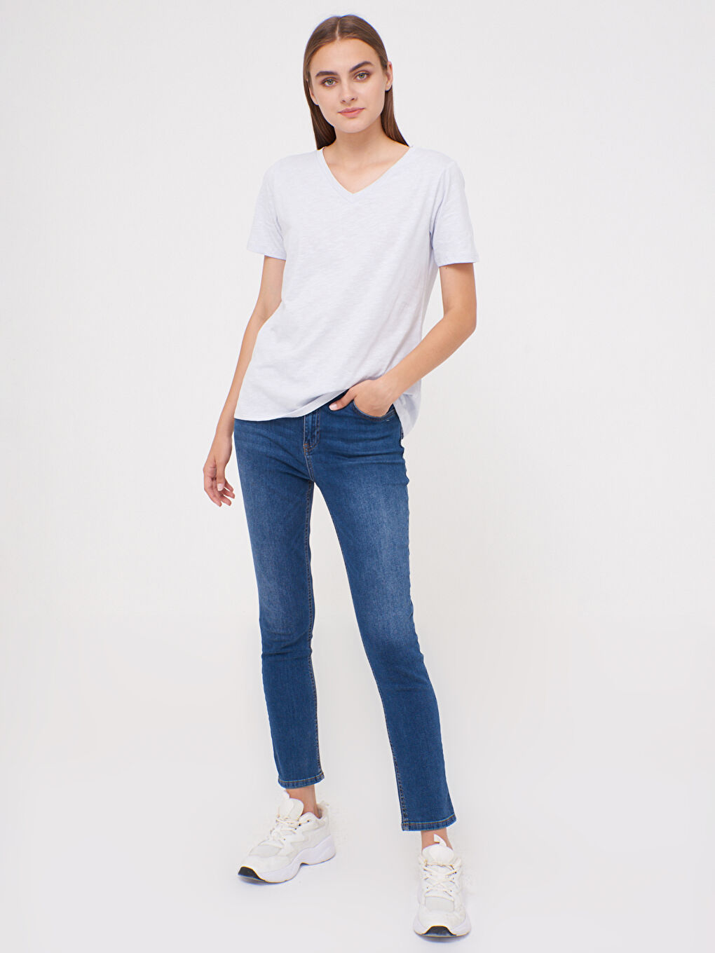 V-Neck Stretch T-Shirt-4