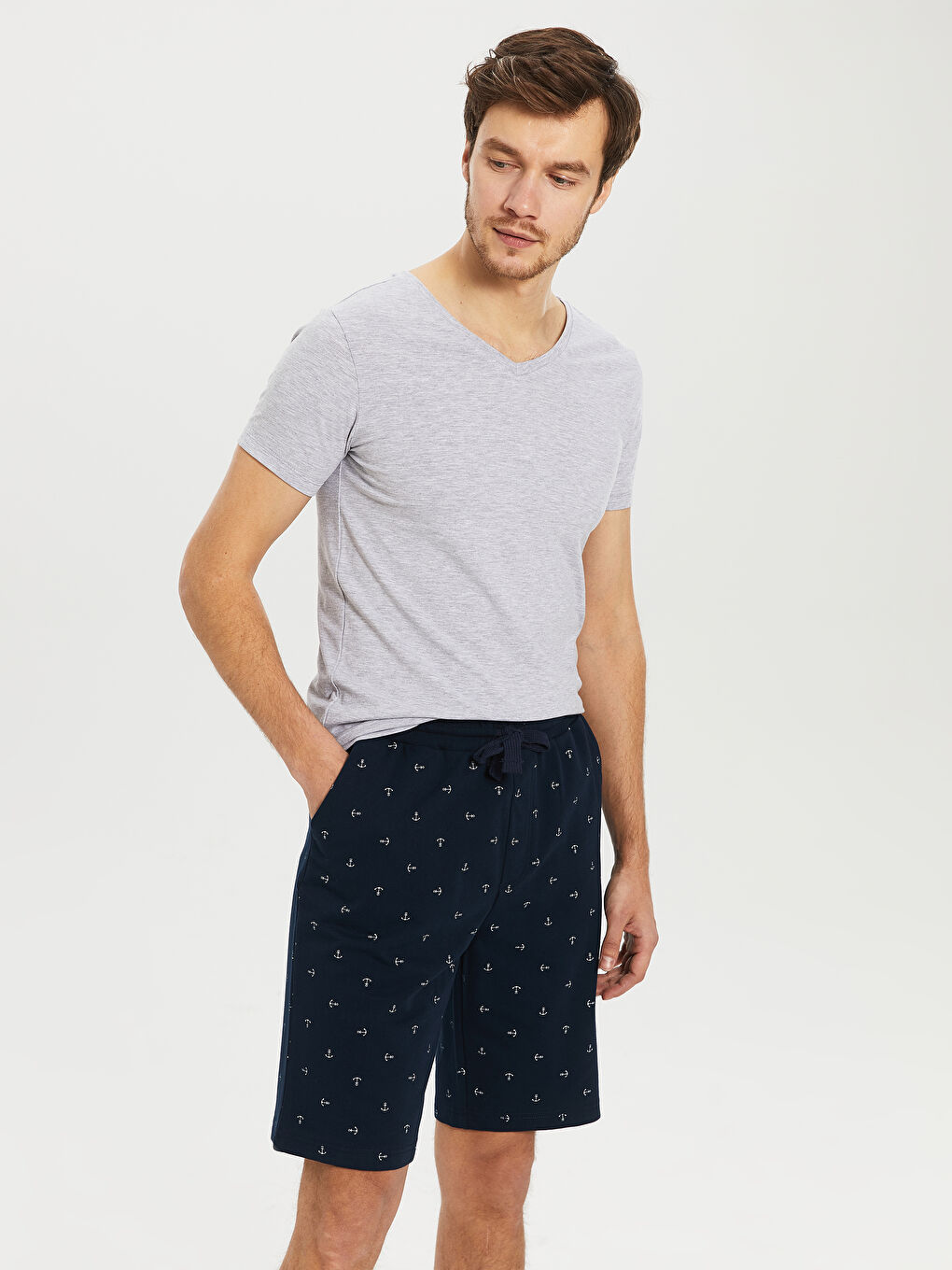 стандартты пішім ерлерге арналған пижама шалбарлары