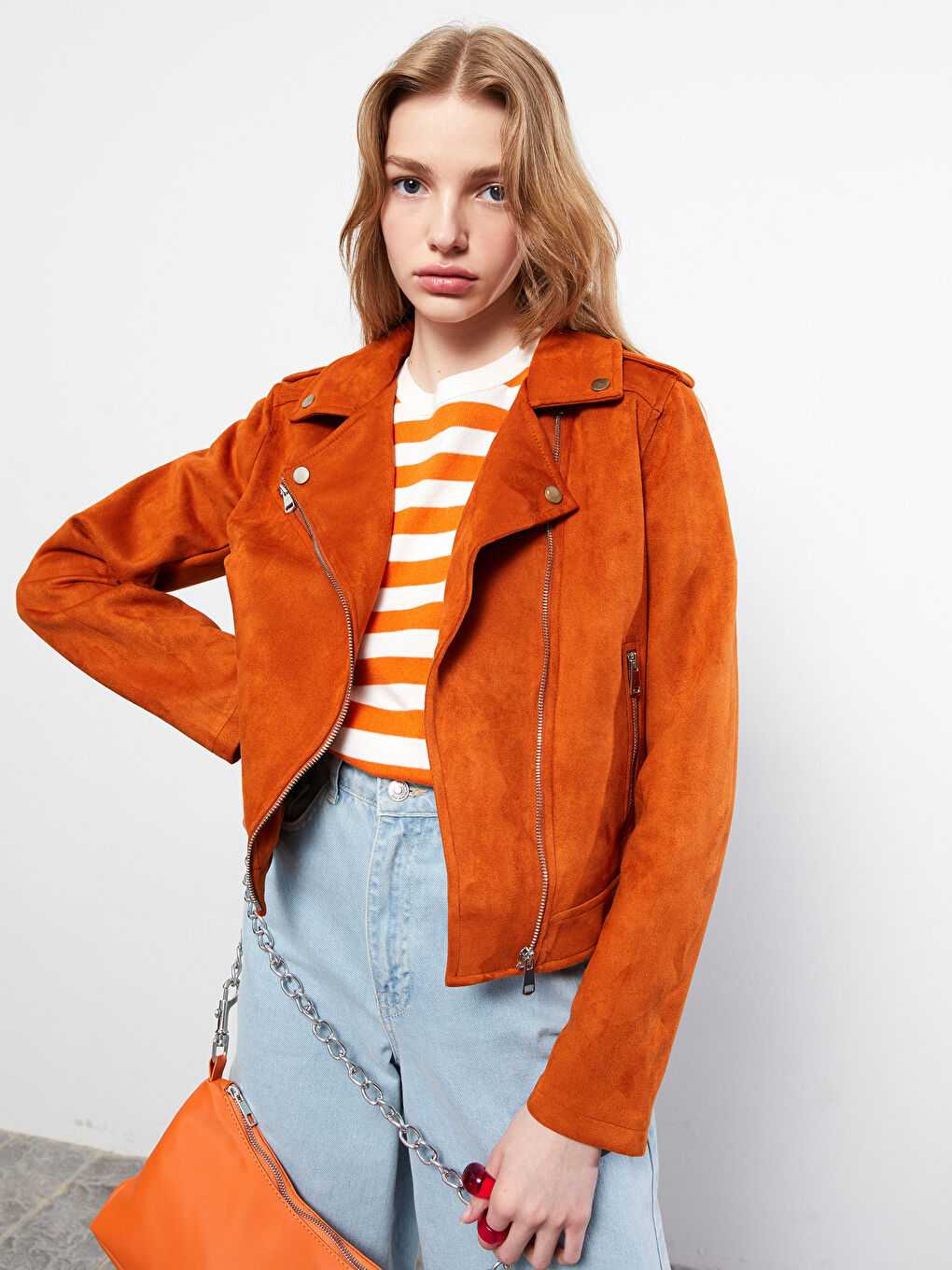 Kahverengi Kadın Biker Yaka Düz Deri Görünümlü Mont-1