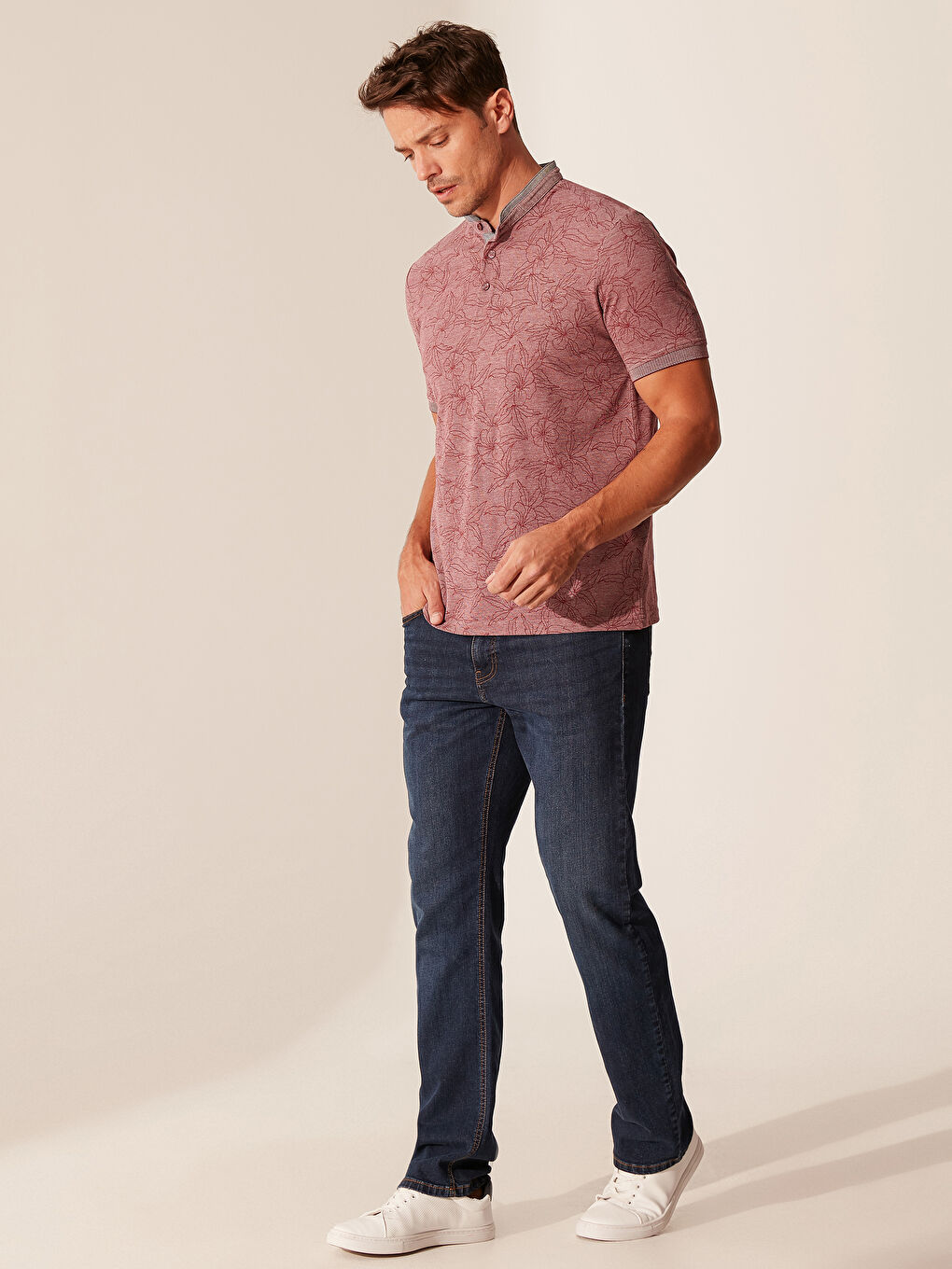 Bordo Hakim Yaka Kısa Kollu Desenli Erkek Tişört-3