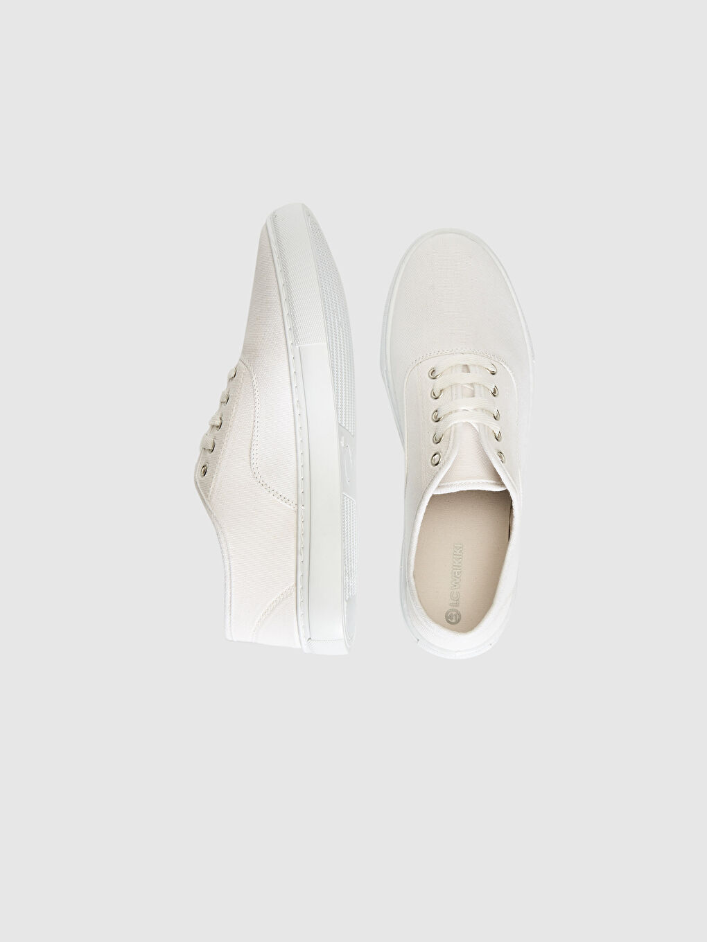 أحذية كاجوال بأربطة للرجال-1