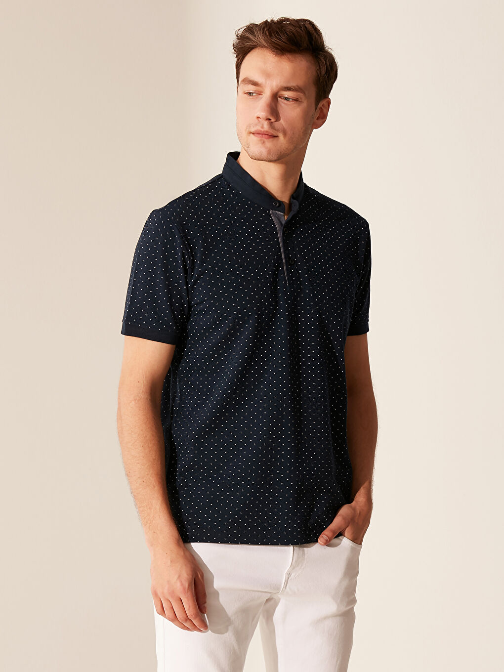 Футболка з коміром-стійкою, з принтом, короткий рукав-1