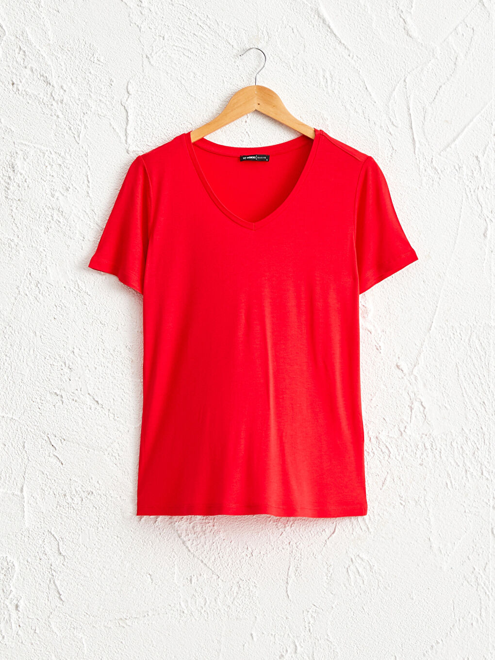 Kırmızı V Yaka Viskon Tişört