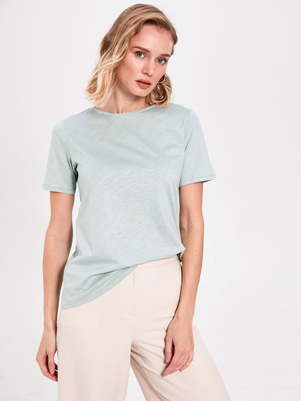 Plain Basic Cotton T-Shirt-2