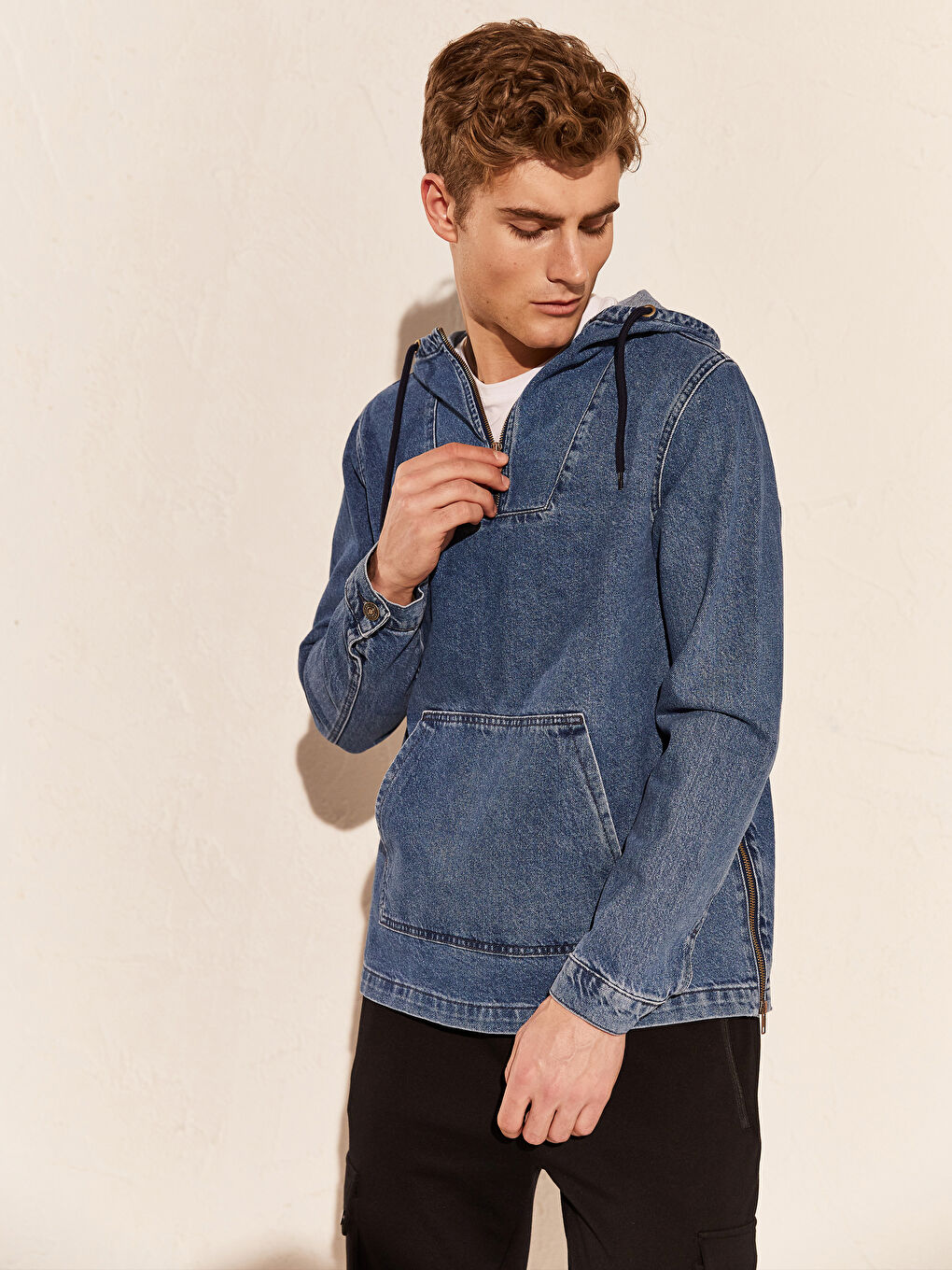 Standard Pattern Kangaroo Men's Jean Jacket